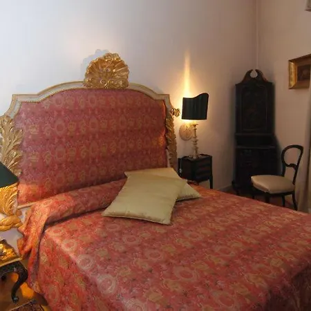 Oltrarno Sleeps 2 Wifi * 佛罗伦萨